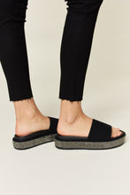 Load image into Gallery viewer, Forever Link Open Toe Rhinestone Platform Sandals