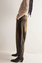 Load image into Gallery viewer, Wide Leg Jeans with Pockets