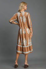Load image into Gallery viewer, Umgee Full Size Printed Notched Midi Dress