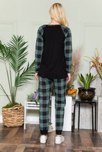 Load image into Gallery viewer, Celeste Plaid Long Sleeve T-Shirt with Pockets