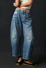 Load image into Gallery viewer, Wide Leg Jeans with Pockets