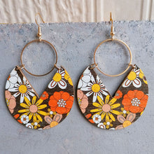 Load image into Gallery viewer, Ms.Pac-Man Shape Wooden Dangle Earrings