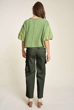 Load image into Gallery viewer, Davi & Dani Flap Pocket Mid Rise Cargo Pants