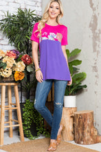 Load image into Gallery viewer, Celeste Full Size Flower Print Contrast Short Sleeve T-Shirt