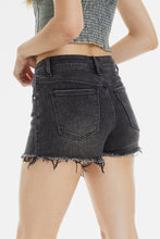 Load image into Gallery viewer, BAYEAS Raw Hem Denim Shorts
