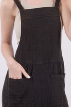Load image into Gallery viewer, VERY J Sleeveless Double Gauze Overalls with Pockets