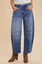 Load image into Gallery viewer, Annie Wear Mid Rise Barrel Leg Jeans with Pockets