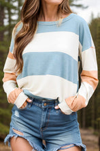 Load image into Gallery viewer, Contrast Color Block Round Neck Long Sleeve Top