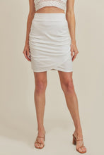 Load image into Gallery viewer, e06d2264-313b-434c-948b-c3438877f481-Max