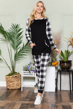 Load image into Gallery viewer, Celeste Plaid Long Sleeve T-Shirt with Pockets