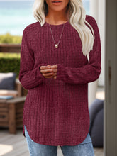 Load image into Gallery viewer, Round Neck Raglan Sleeve T-Shirt