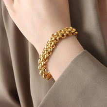 Load image into Gallery viewer, Gold-Plated Toggle Clasp Bracelet