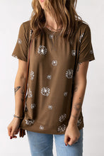 Load image into Gallery viewer, Dandelion Print Round Neck Tee