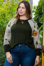 Load image into Gallery viewer, Plus Size Floral Waffle-Knit Round Neck Blouse