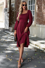 Load image into Gallery viewer, Square Neck Balloon Sleeve Midi Dress