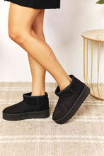 Load image into Gallery viewer, Legend Women's Fleece Lined Chunky Platform Mini Boots