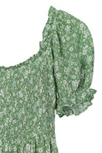 Load image into Gallery viewer, SS smocked dress
