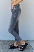 Load image into Gallery viewer, Judy Blue Racquel Full Size High Waisted Stone Wash Slim Fit Jeans