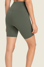 Load image into Gallery viewer, Seamless High-Rise Wide Waistband Biker Shorts