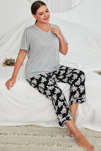 Load image into Gallery viewer, Plus Size V-Neck Tee and Floral Pants Lounge Set