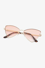 Load image into Gallery viewer, Metal Frame Cat-Eye Sunglasses