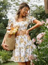Load image into Gallery viewer, Floral Square Neck Cropped Top and Skirt Set