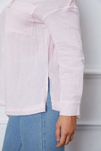 Load image into Gallery viewer, Texture Half Button Raw Hem Top