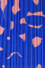 Load image into Gallery viewer, Printed Accordion Pleated One-Button Kimono