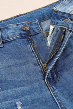 Load image into Gallery viewer, Floral Graphic Patchwork Distressed Jeans