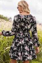 Load image into Gallery viewer, Floral Lace Trim Long Sleeve Dress