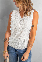 Load image into Gallery viewer, Scalloped V-Neck Lace Tank