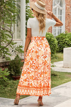 Load image into Gallery viewer, Floral Smocked Tiered Maxi Skirt
