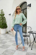 Load image into Gallery viewer, Applique Frill Trim Gathered Detail Blouse