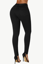 Load image into Gallery viewer, Mid-Rise Waist Skinny Pocketed Jeans