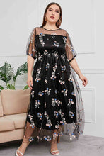 Load image into Gallery viewer, Plus Size Layered Mesh Round Neck Maxi Dress