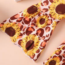 Load image into Gallery viewer, Graphic Top and Printed Flare Pants Set