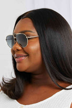 Load image into Gallery viewer, TAC Polarization Lens Aviator Sunglasses