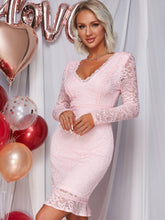 Load image into Gallery viewer, Scalloped Lace Detail Bodycon Dress