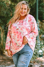 Load image into Gallery viewer, Plus Size Printed Dolman Sleeve Top