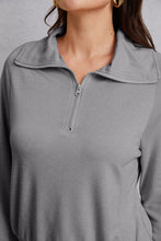 Load image into Gallery viewer, Half Zip Collared Neck Sweatshirt and Pants Set