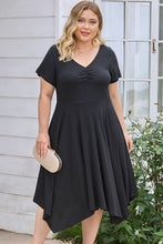 Load image into Gallery viewer, Plus Size Ruched Crisscross V-Neck Short Sleeve Dress