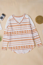Load image into Gallery viewer, Geometric Print V-Neck Curved Hem Top
