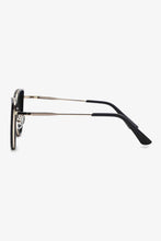 Load image into Gallery viewer, Full Rim Metal-Plastic Hybrid Frame Sunglasses