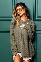Load image into Gallery viewer, BiBi Checkered Thumbhole Long Sleeve T-Shirt
