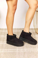 Load image into Gallery viewer, Legend Women's Fleece Lined Chunky Platform Mini Boots