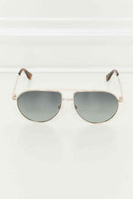 Load image into Gallery viewer, TAC Polarization Lens Aviator Sunglasses