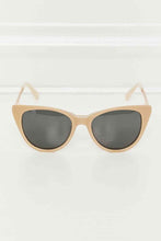 Load image into Gallery viewer, Cat-Eye Acetate Frame Sunglasses