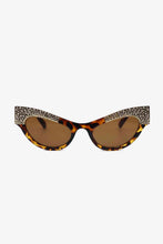 Load image into Gallery viewer, UV400 Rhinestone Trim Cat-Eye Sunglasses