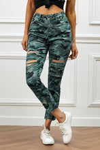Load image into Gallery viewer, Distressed Camouflage Jeans