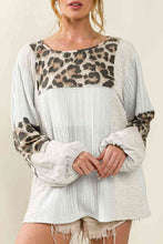 Load image into Gallery viewer, Printed Round Neck Long Sleeve Blouse